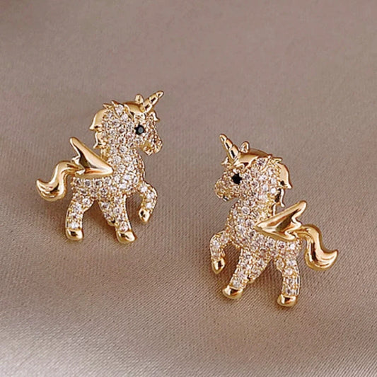 Kawaii Unicorn Crystal Stud Earrings 🌈✨ Charming Fashion Jewelry for Girls & Women 🦄💖 Perfect Gift Idea!