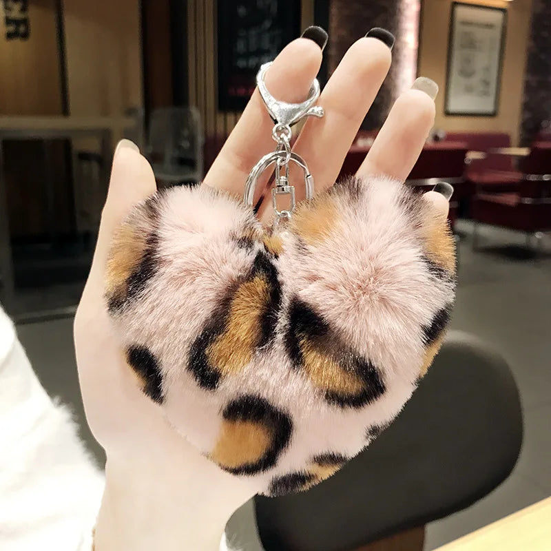 Kawaii Leopard Love Heart Keychain 🐆💖 | Plush Fur Ball Pendant for Bags & Car Keys | Cute Gift Idea 🎁✨