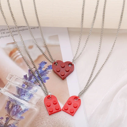 Kawaii Heart Brick Love Necklaces for Couples 💖👫 - Adorable LEGO-Inspired Jewelry Gift for Valentine's Day!