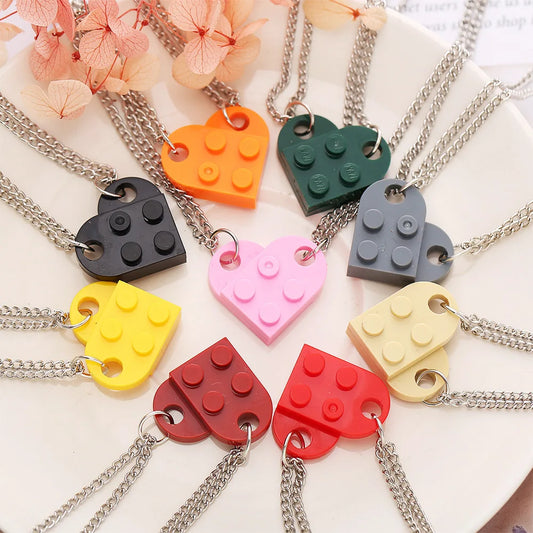 Kawaii Heart Brick Love Necklaces for Couples 💖👫 - Adorable LEGO-Inspired Jewelry Gift for Valentine's Day!