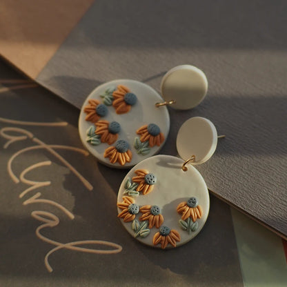 Handmade Pastel Pink Daisy Pattern Polymer Clay Dangle Earrings Set For Women 🌸💖