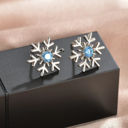 Delicate Snowflake Charm Stud Earrings Women Christmas Gift Crystal Zircon ❄️✨