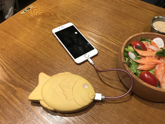Kawaii Fish-Shaped 5000mAh Taiyaki Power Bank 🐟✨ - Adorable Ultrathin Mobile Charger Gift for Girls! 🌸💖