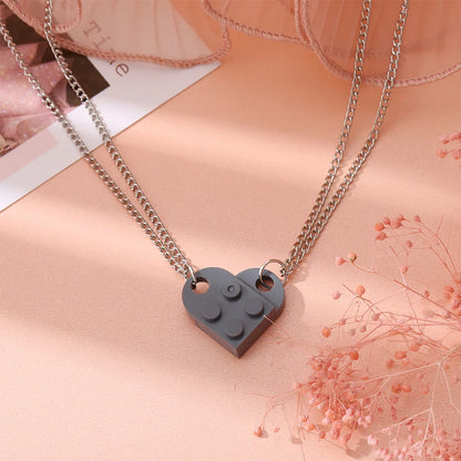 Kawaii Heart Brick Love Necklaces for Couples 💖👫 - Adorable LEGO-Inspired Jewelry Gift for Valentine's Day!