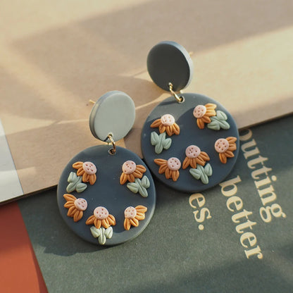 Handmade Pastel Pink Daisy Pattern Polymer Clay Dangle Earrings Set For Women 🌸💖