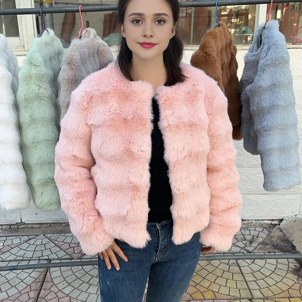 Kawaii Cozy Faux Fur Dream Coat for Women 🐻✨ | Trendy Short Plush Jacket for Autumn & Winter 2024! ❄️💕