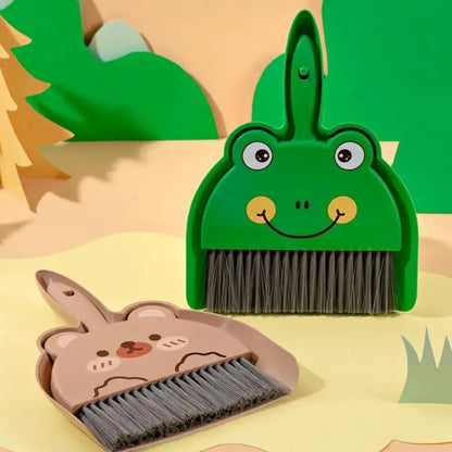 Kawaii Mini Broom & Dustpan Set 🐰🐻🐸 | Adorable Cartoon Cleaning Duo for Fun Home Chores! 🌈✨