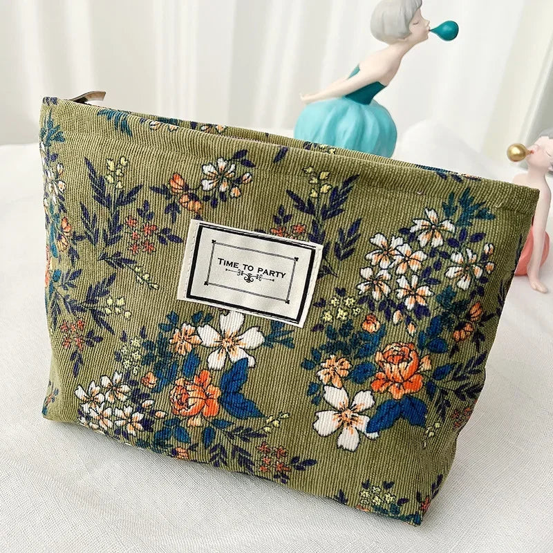 Kawaii Corduroy Floral Makeup Clutch Bag 🌸✨ | Cute Cosmetic Organizer for Women 🎀💄