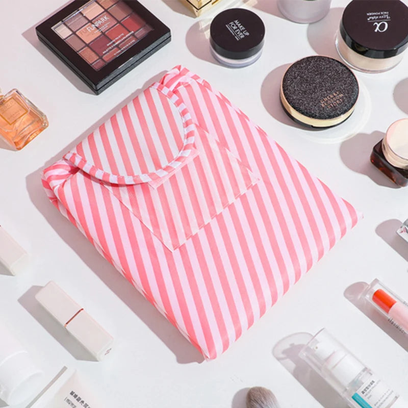 Kawaii Floral Drawstring Makeup Bag 🌸✨ | Portable Waterproof Cosmetic Pouch for Travel & Toiletries 💖👜