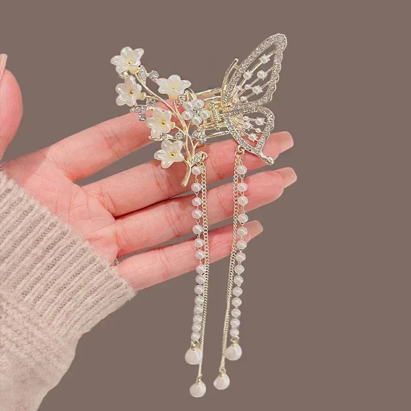 Kawaii Butterfly Pearl Hair Claw 🌸✨ | Cute Red Flower Hairpin for Girls & Women 🎀 | Perfect Festival & Party Accessory!