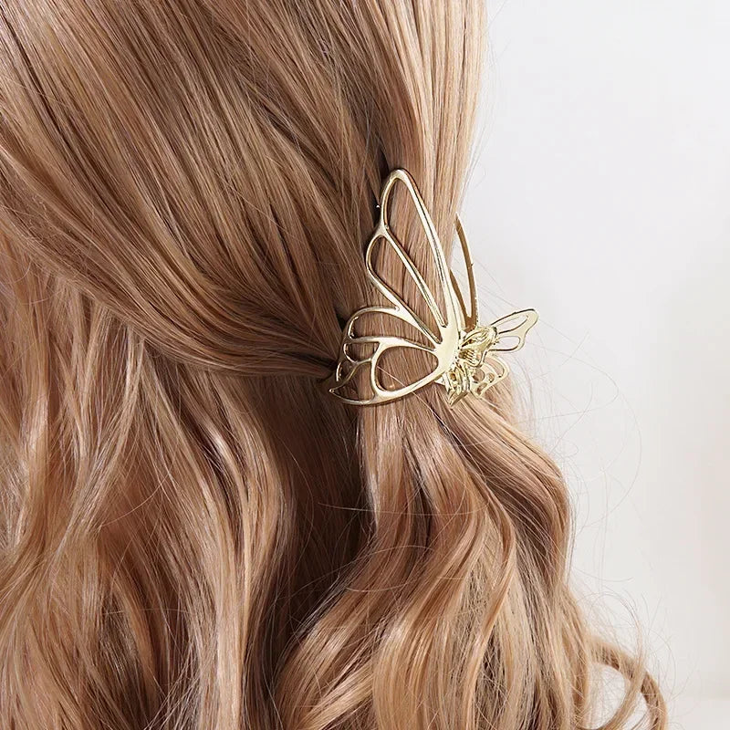 Kawaii Golden Butterfly Hair Claws 🦋✨ | Adorable Hollow Out Clips for Stylish Women 💖🌟
