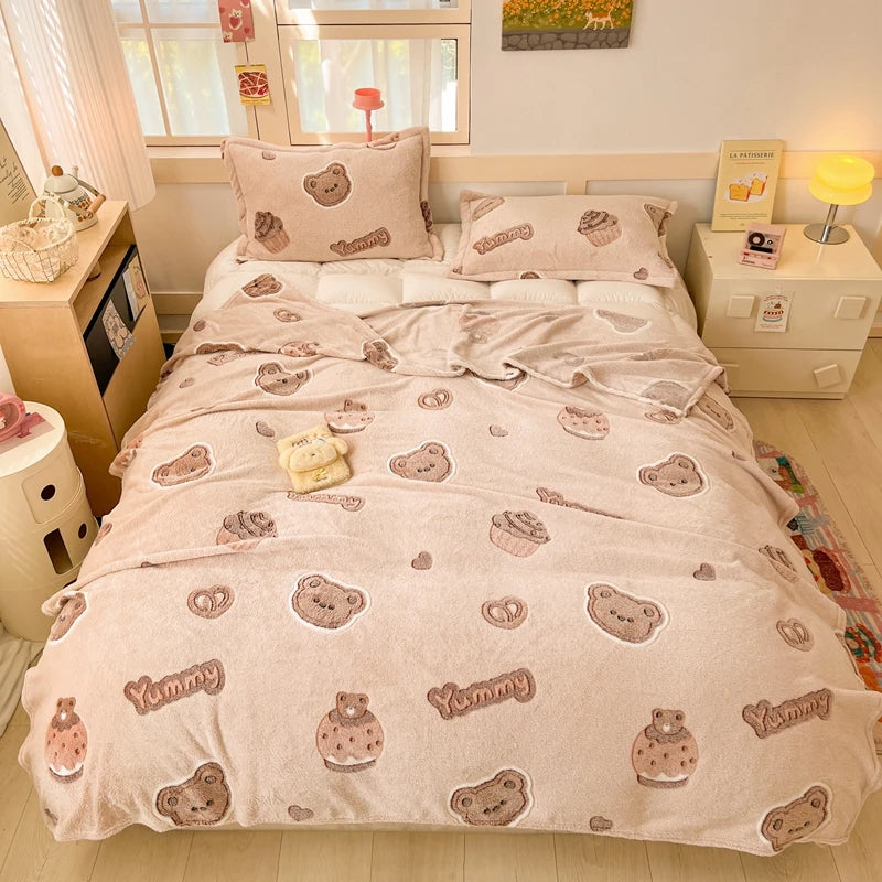 Cute Strawberry Dreams 🍓✨ Cozy Flannel Blanket for Kids - Perfect for Cuddles & Adventures! 🌟🛋️ - Pixie Quill