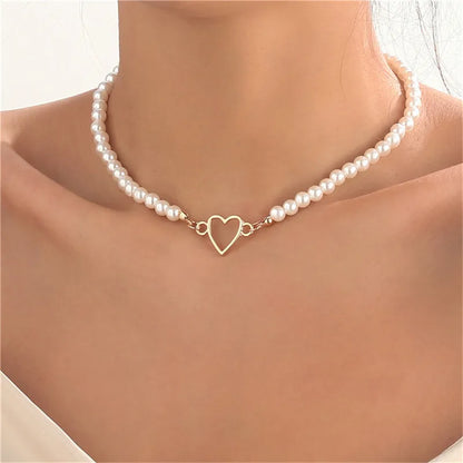 ❤️✨ Kawaii Love Heart Pearl Choker Necklace - Trendy Charm for Parties! 🎉💖