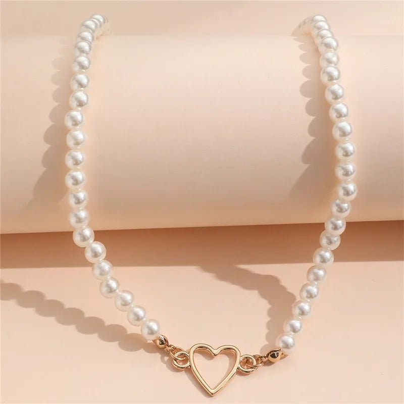 ❤️✨ Kawaii Love Heart Pearl Choker Necklace - Trendy Charm for Parties! 🎉💖