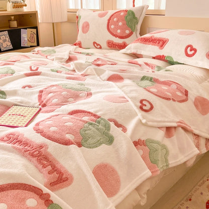 Cute Strawberry Dreams 🍓✨ Cozy Flannel Blanket for Kids - Perfect for Cuddles & Adventures! 🌟🛋️ - Pixie Quill