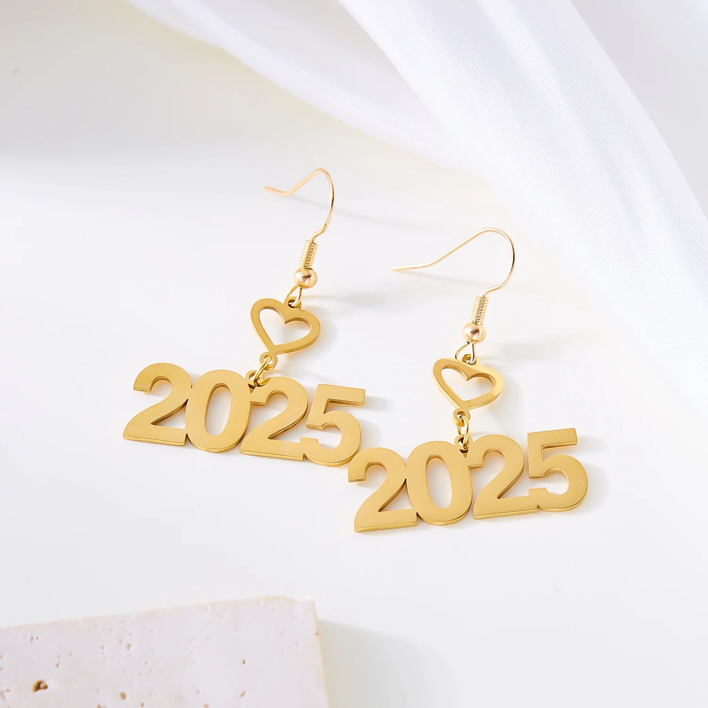 Kawaii 2025 Heart & Star Earrings ✨💖 Trendy Digital Symbols for New Year Celebrations! 🎉👂
