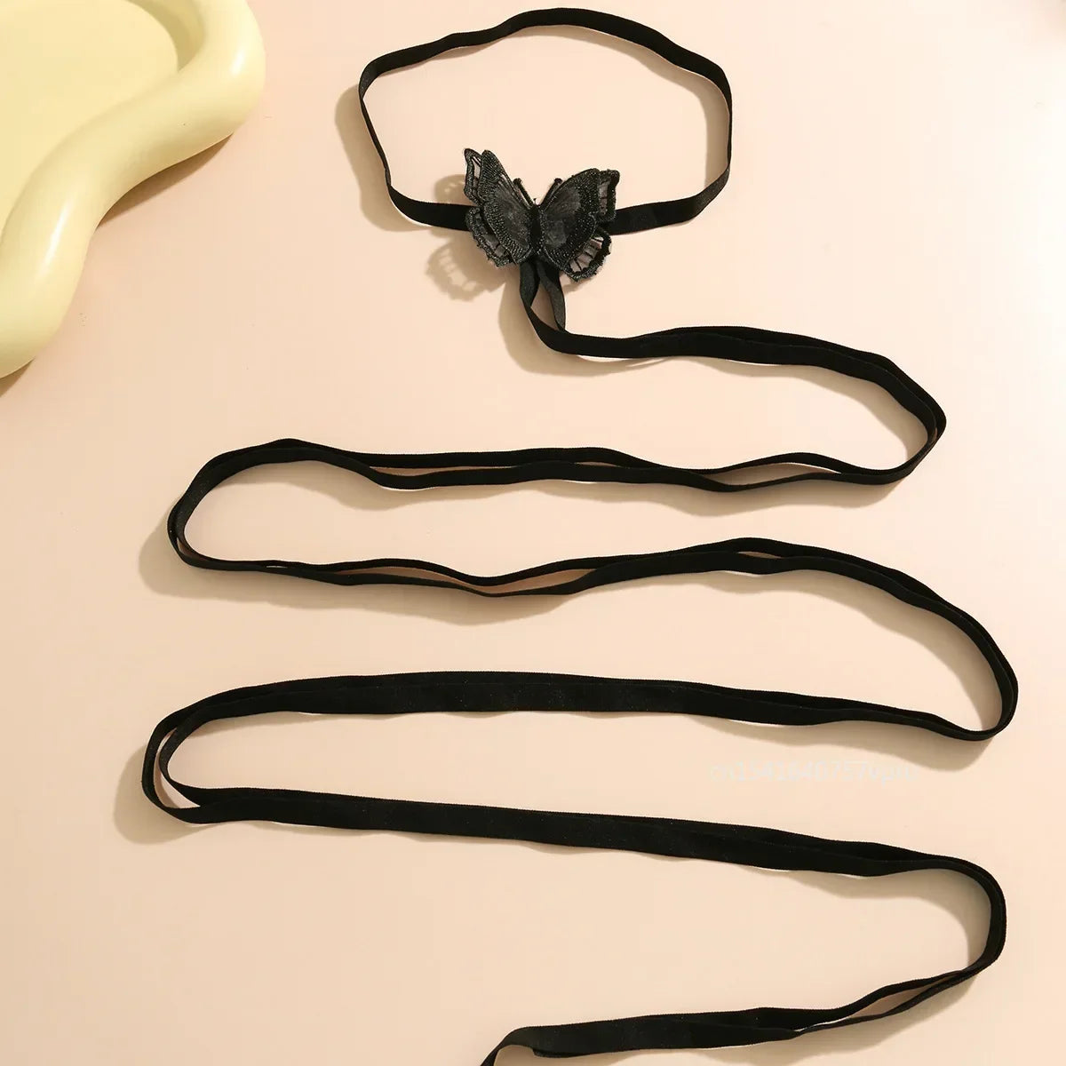 Kawaii Gothic Multi-Layer Black Thigh Chain with Rose & Butterfly 🌹🦋 | Trendy Body Jewelry for Cosplay & Harajuku Style!