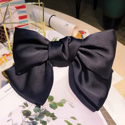 Adorable Bowknot Hair Clip 🎀✨ - Cute Ponytail Accessory for Trendy Girls! 🌸💕