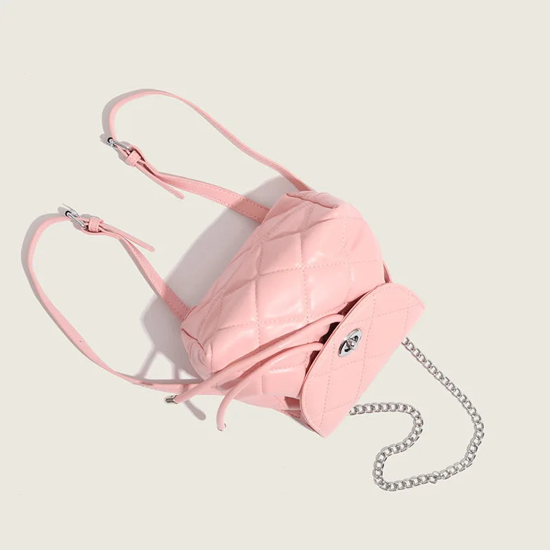 Kawaii 2024 Rhombus Chain Backpack 👜✨ | Cute White Women's Fashion Bag 🌸💖