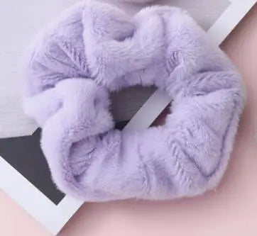 Kawaii Soft Plush Pompom Hair Ties for Girls & Women 🎀✨ - Cute Elastic Hair Bands for Winter Fashion! 🌟💖