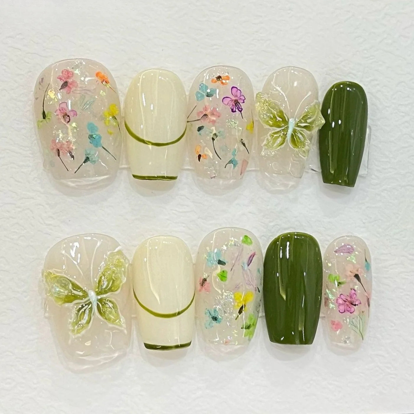 Kawaii Shimmering 10Pcs Handmade Press-On Nails ✨💖 Bowknot Design Coffin Style - Cute & Elegant Full Cover Nail Tips!