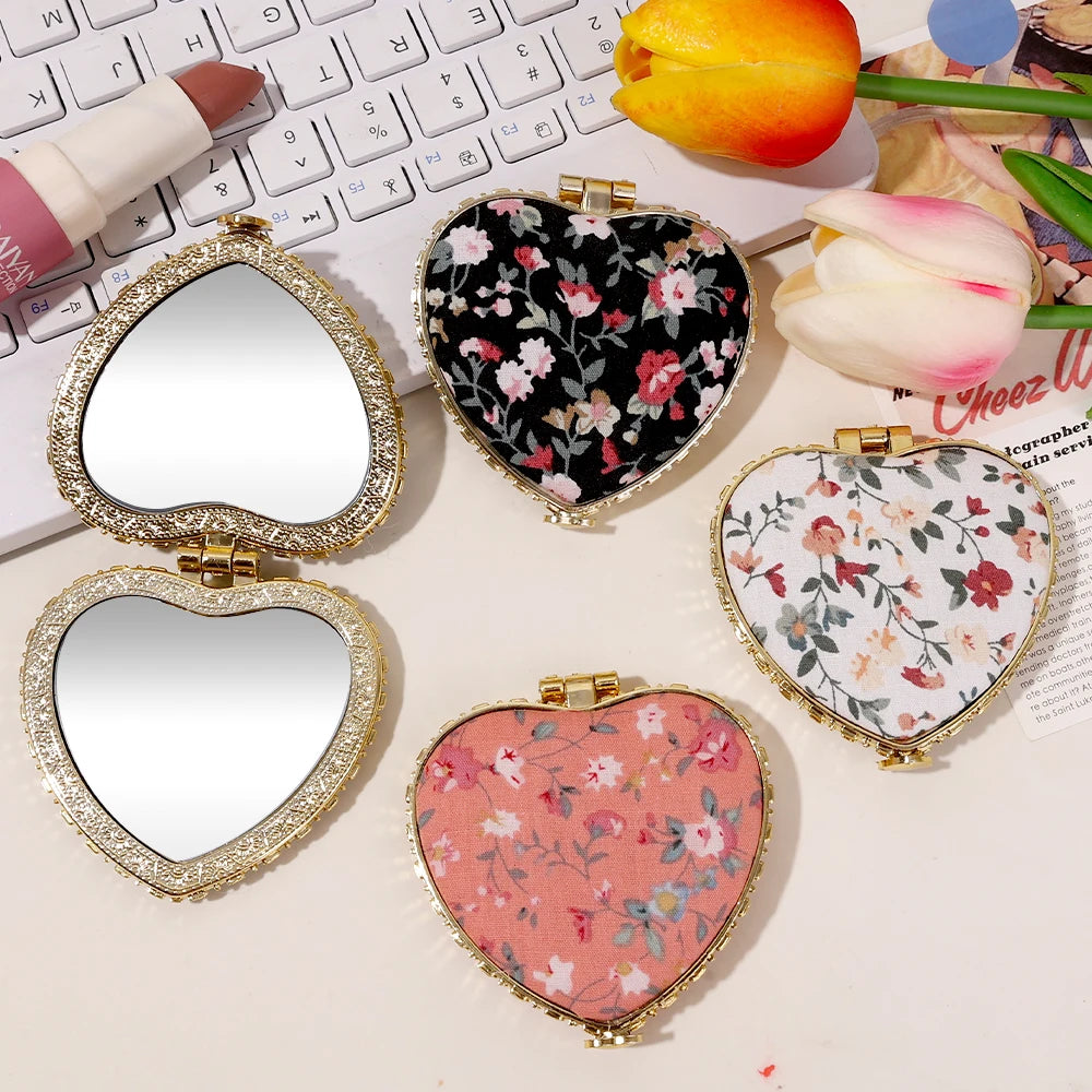 Kawaii Retro Fabric Pocket Mirror 🌸✨ - Double-Sided Compact Makeup Mirror for Cute Touch-Ups! 💖