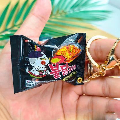 Kawaii Ramen Keychain 🍜✨ - Adorable Turkey Noodles Snack Bag Charm for Christmas Gifts & Fun Decor! 🎄🎁