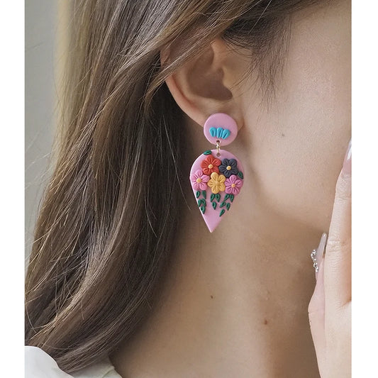 Whimsical Cute Multi Color Floral Polymer Clay Earrings Set Irregular Petal Design Vintage Gift 🎀🌸