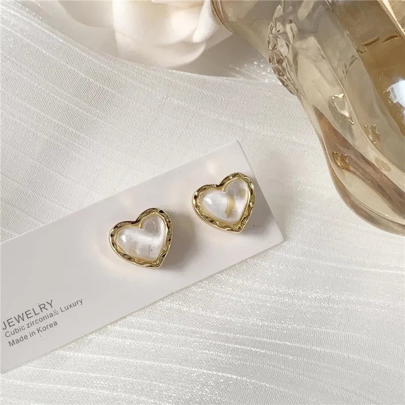 Charming Kawaii Red Heart Stud Earrings 💖✨ - Adorable Jewelry for Romantic Moments & Gifts! 🎁