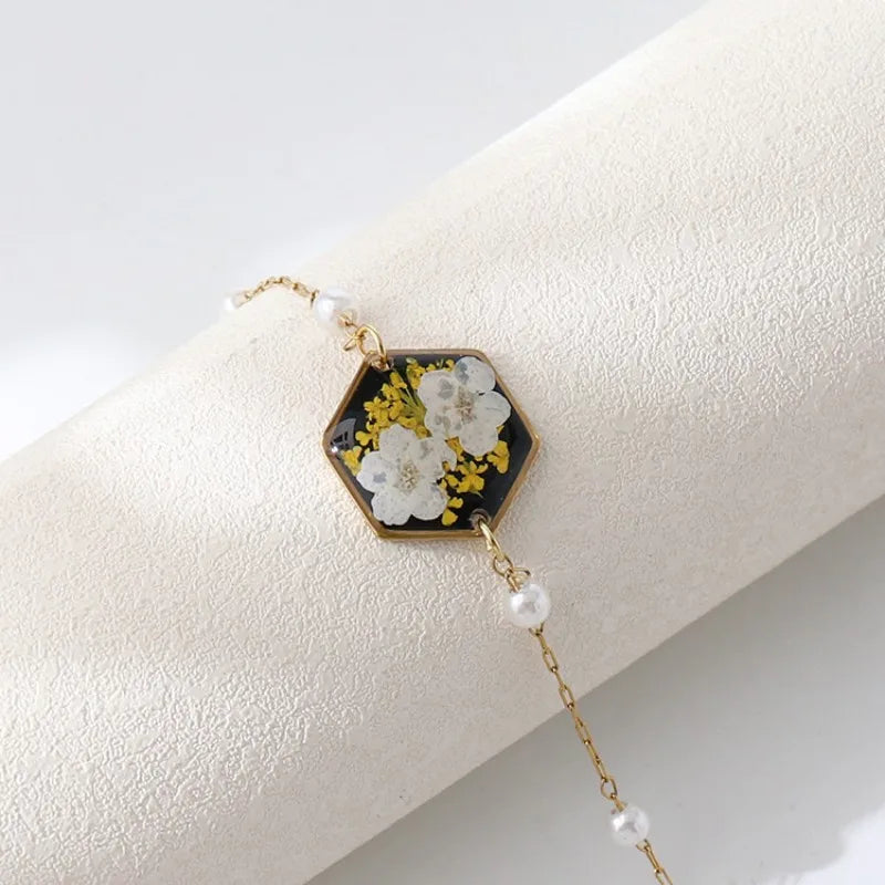 Unique Epoxy Resin Blue Flower Bracelets Elegant Pressed Flower Pendant Adjustable Chain Bracelets Wholesale Cute Charm Bracelet