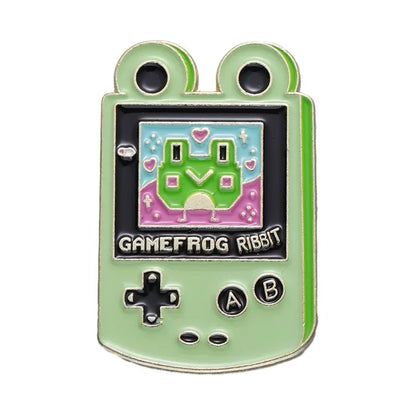 Kawaii Frog Game Machine Enamel Pin 🎮🐸 - Cute & Charming Brooch for Froggy Lovers! Perfect Gift for Any Occasion!
