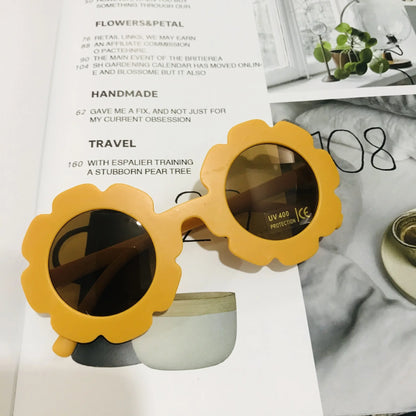 Kawaii Baby Sunglasses 🌈✨ | Adorable Frosted Frames for Summer Fun! 🕶️👶