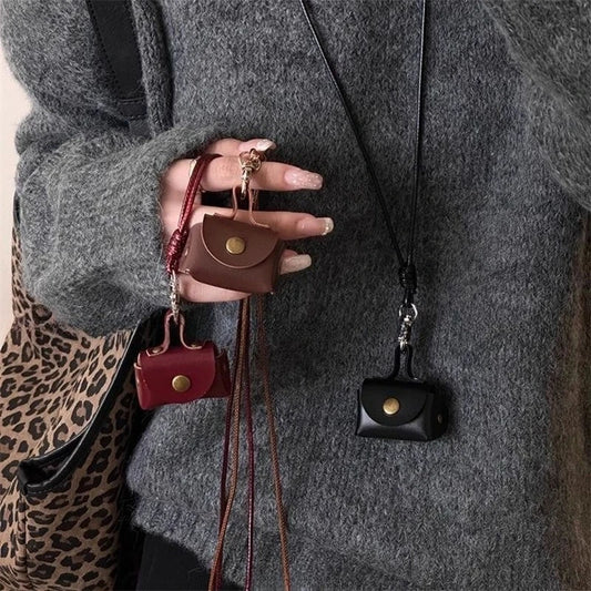 Retro Cute Leather Pendant Necklace With Long Chain For Women Gift 💖