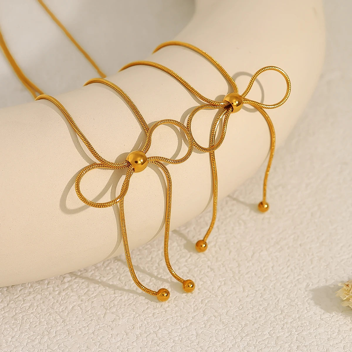 Kawaii Charm ✨ 18K Gold Plated Snake Chain Bow Pendant Necklace for Trendy Ladies 💖🥳