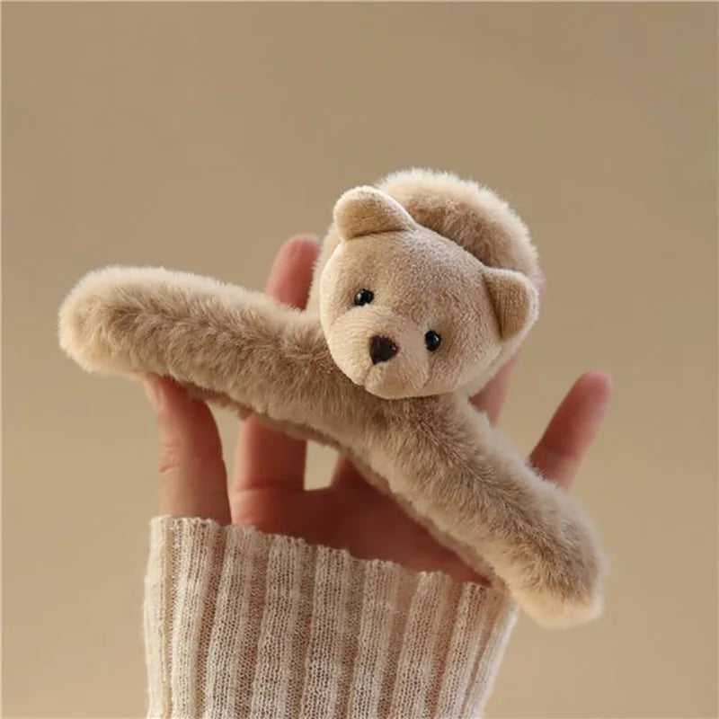 Bear Buddy Plush Hair Claw 🐻💕 - Chic Clip for Fabulous Styles 🎀✨ - Pixie Quill