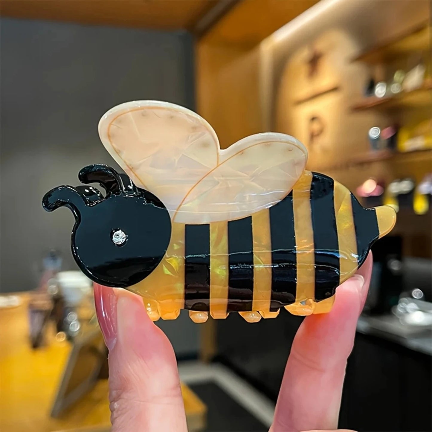Bee Ball Shape Hair Claw Clip For Women Cute Cartoon Shark Acrylic Accessory 🐝🦈