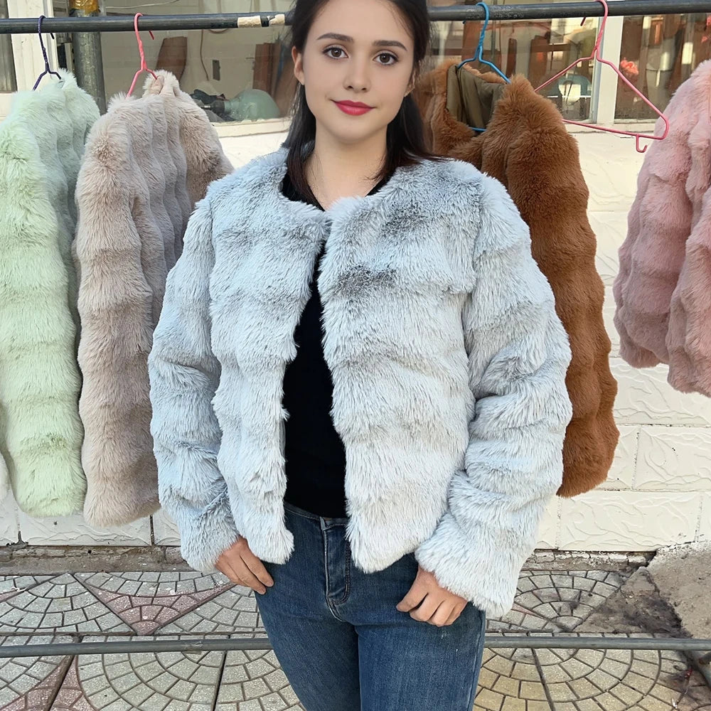 Kawaii Cozy Faux Fur Dream Coat for Women 🐻✨ | Trendy Short Plush Jacket for Autumn & Winter 2024! ❄️💕