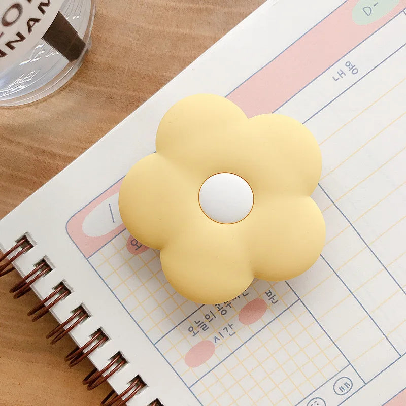 🌸✨ Cute & Colorful Flower Power Phone Stand! 🌼📱 Foldable Finger Ring Grip for iPhone 14 Pro Max, Samsung A54 & Xiaomi! 🌈💕 - Pixie Quill