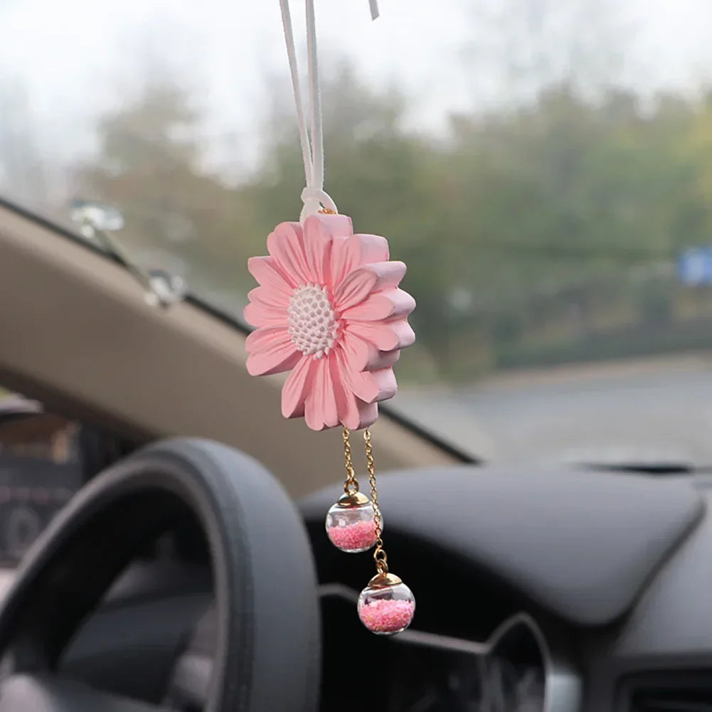 Charming Kawaii Daisy Car Mirror Pendant 🌼✨ | Adorable Plaster Decoration for Auto & Home!
