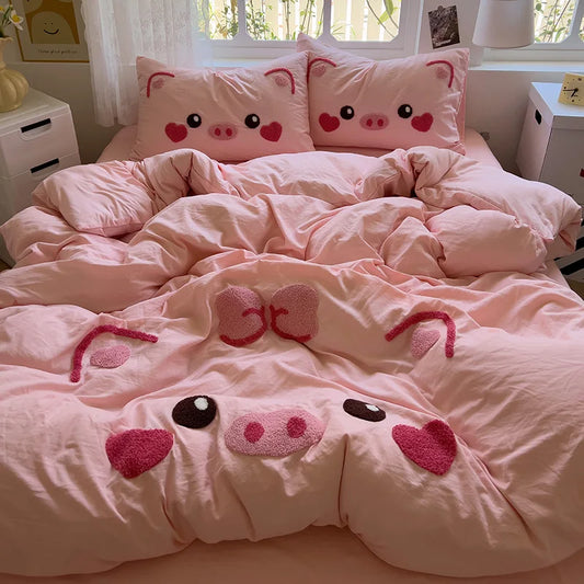 Kawaii Pink Pig Bedding Set 🐷💖 | 4-Piece Duvet Cover & Pillowcase Set for Kids' Rooms | Soft Polyester Comforter Cover | Perfect Gift for Girls 🛏️✨