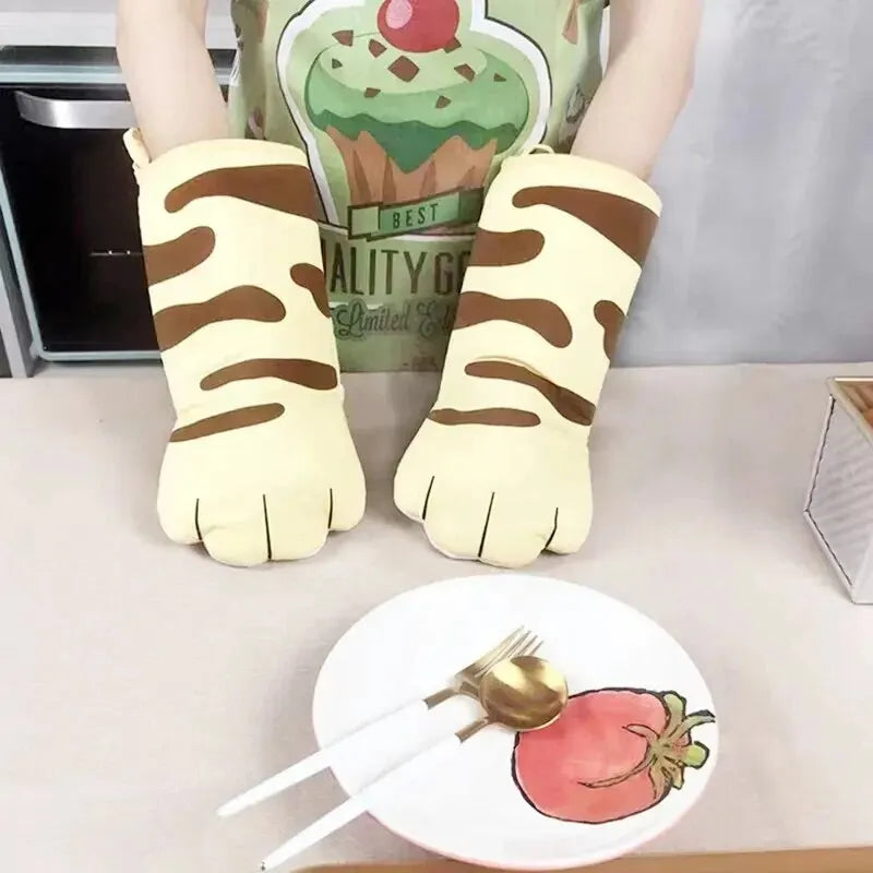 Cute Cat Paws Microwave Gloves 🐾✨ Heat-Resistant & Non-Slip Kitchen Companion!