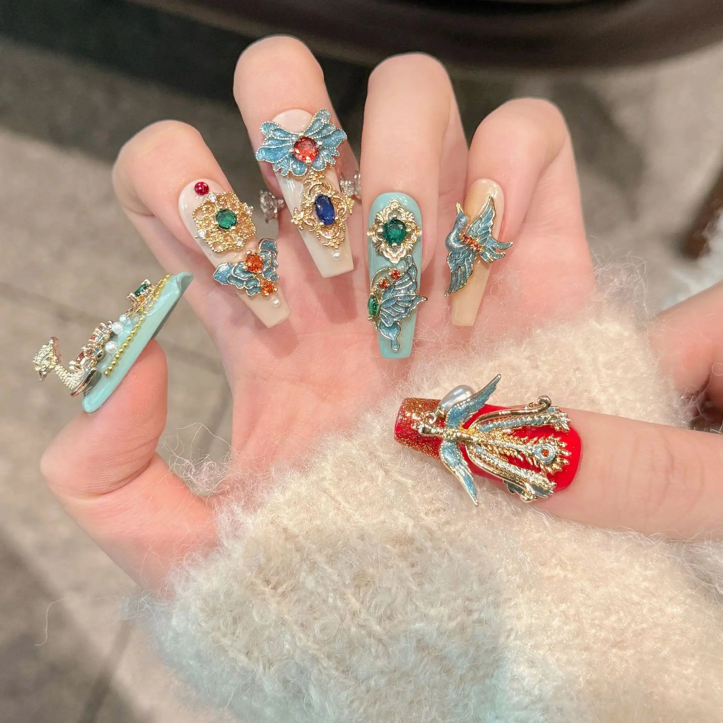 Kawaii Dragon & Phoenix Nail Art Set 🐉✨ | 10pcs Colorful Press-On Nails with Diamond & Gold Chain Decor 💖💅