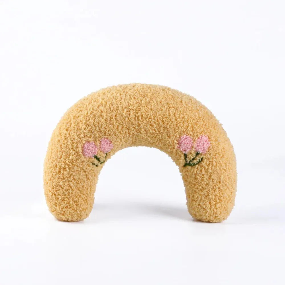 🐾 Cozy Cuddle Cloud 🌙 U-Shaped Pillow for Purrfect Pet Dreams 🐶🐱