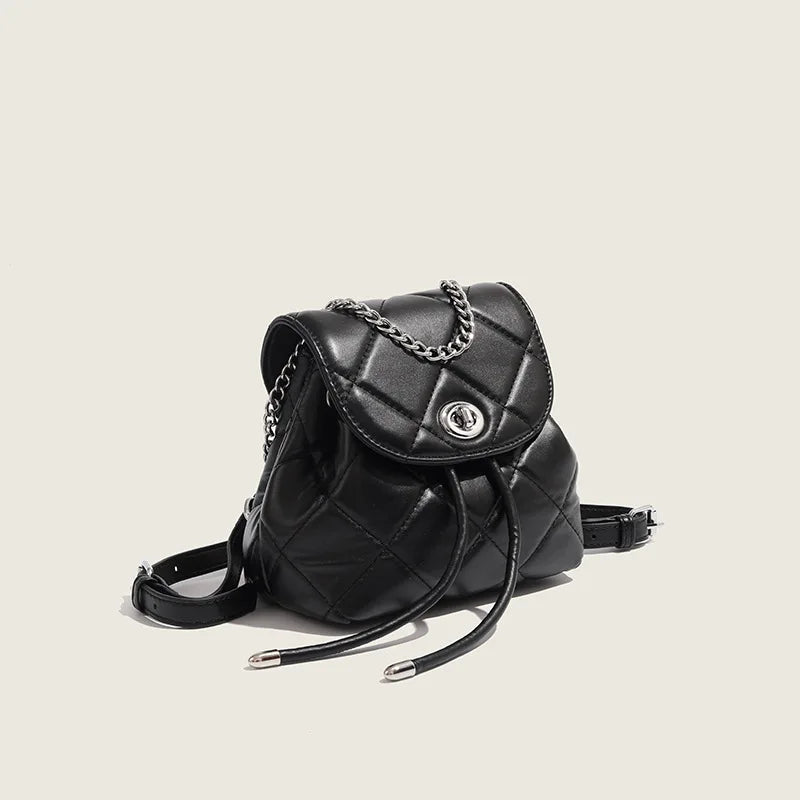 Kawaii 2024 Rhombus Chain Backpack 👜✨ | Cute White Women's Fashion Bag 🌸💖