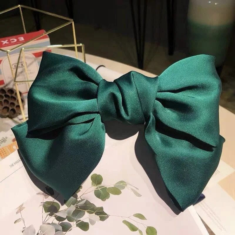 Adorable Bowknot Hair Clip 🎀✨ - Cute Ponytail Accessory for Trendy Girls! 🌸💕