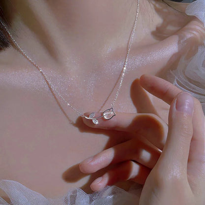 Kawaii Pink Cherry Blossom Crystal Pendant Necklace 🌸✨ | Sweet Flower Charm for Women’s Weddings & Parties 🎉💖