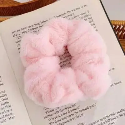 Kawaii Soft Plush Pompom Hair Ties for Girls & Women 🎀✨ - Cute Elastic Hair Bands for Winter Fashion! 🌟💖