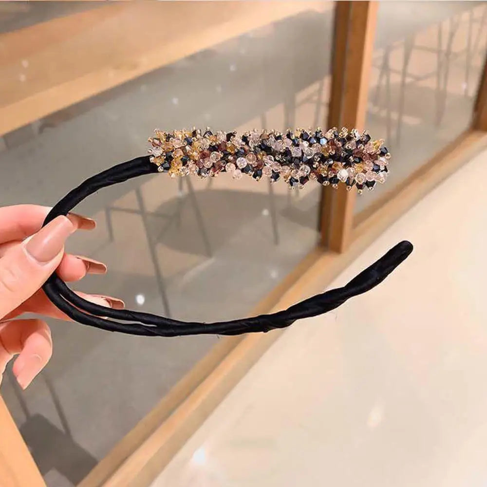 Kawaii Butterfly Hair Bun Maker 🦋✨ Cute DIY Styling Tool for Girls - Velvet & Pearl Hair Accessories!