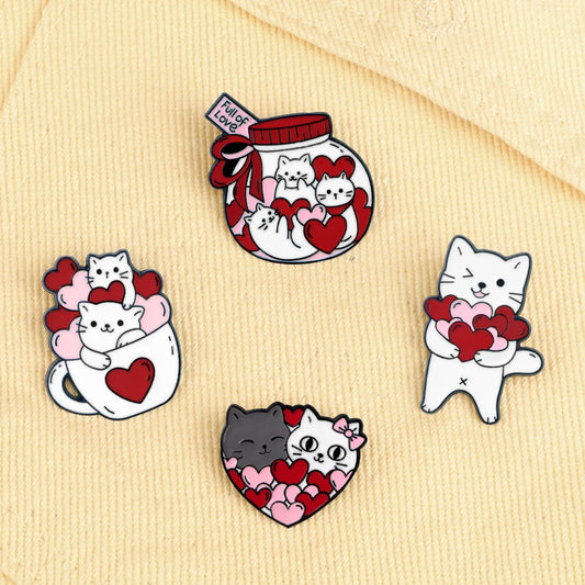 Kawaii Wink Cat Brooch with Red Heart ❤️ | Cute Cup Kitty Enamel Pin for Cat Lovers 🐾 | Perfect Gift for Friends 🎁