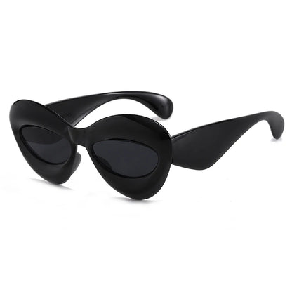 Kawaii Candy Color Cat Eye Sunglasses 🌈✨ | Y2K Gradient Shades for Trendy Women 👓💖